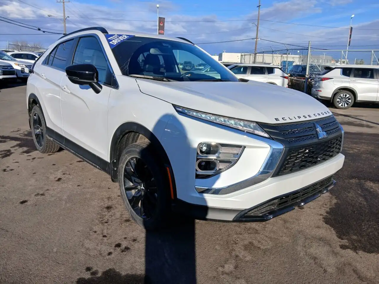 Mitsubishi Eclipse Cross снимка Mitsubishi Eclipse Cross