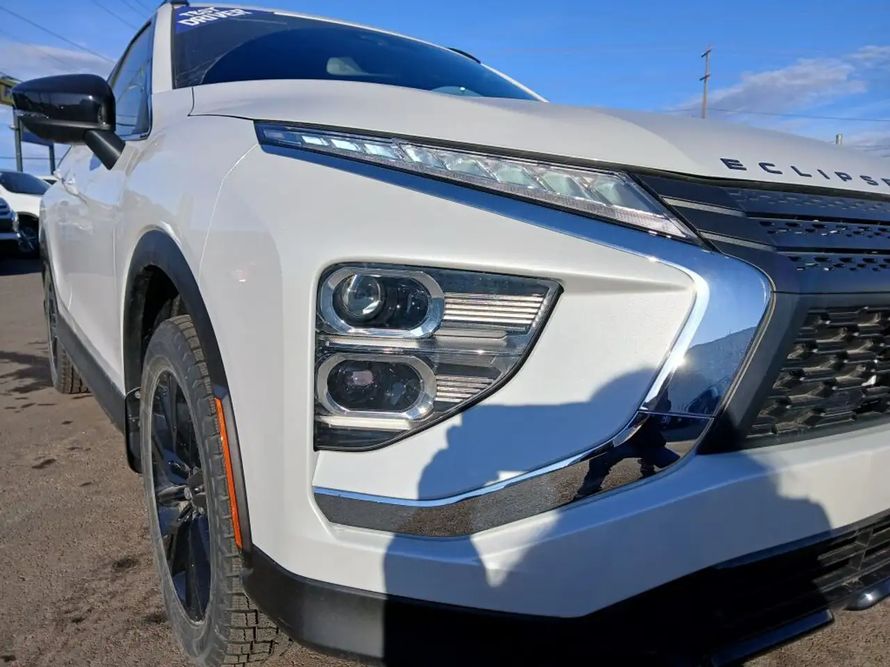 Mitsubishi Eclipse Cross снимка Mitsubishi Eclipse Cross