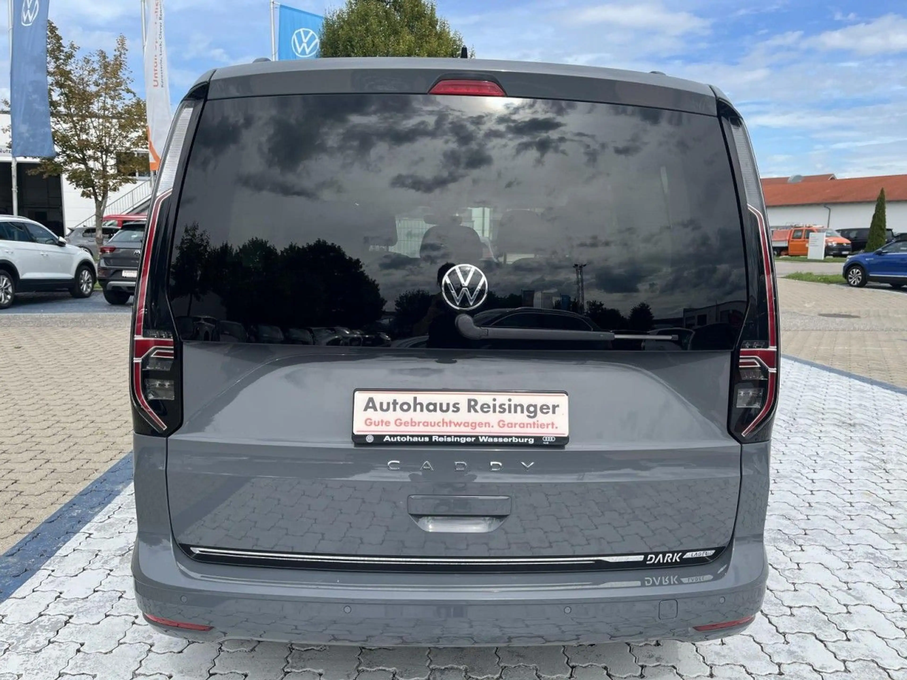Volkswagen Caddy 2.0 TDI Dark Label DSG (LED+Panorama+PDC) — photo 5