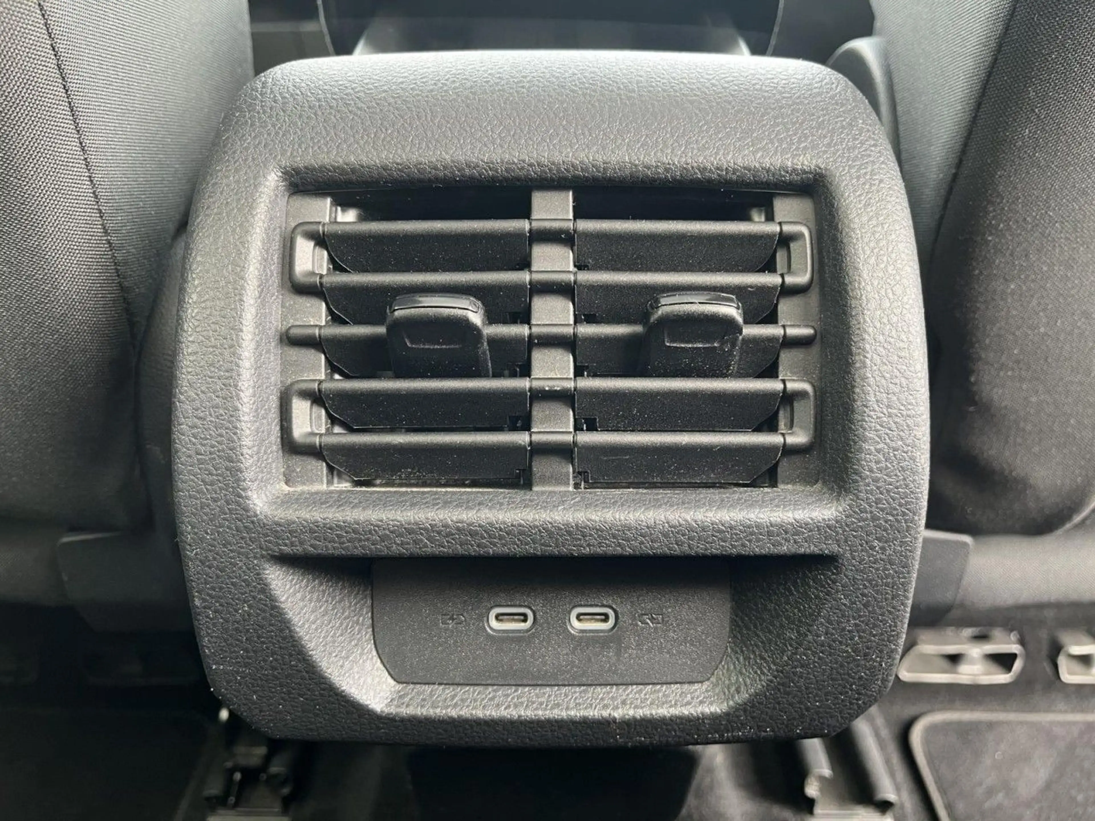 Volkswagen Caddy 2.0 TDI Dark Label DSG (LED+Panorama+PDC) — photo 13