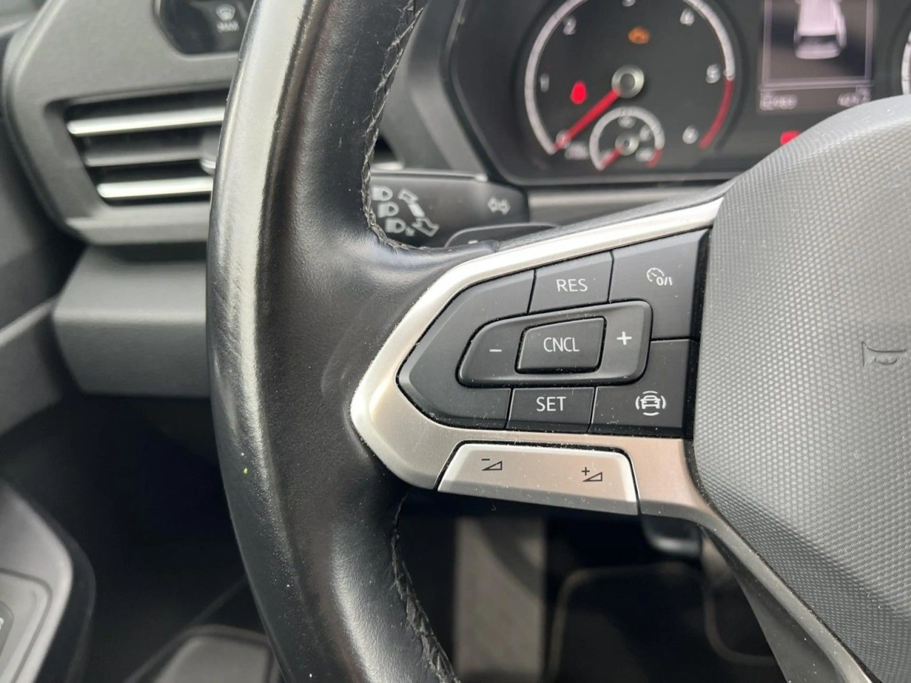 Volkswagen Caddy 2.0 TDI Dark Label DSG (LED+Panorama+PDC) — photo 19