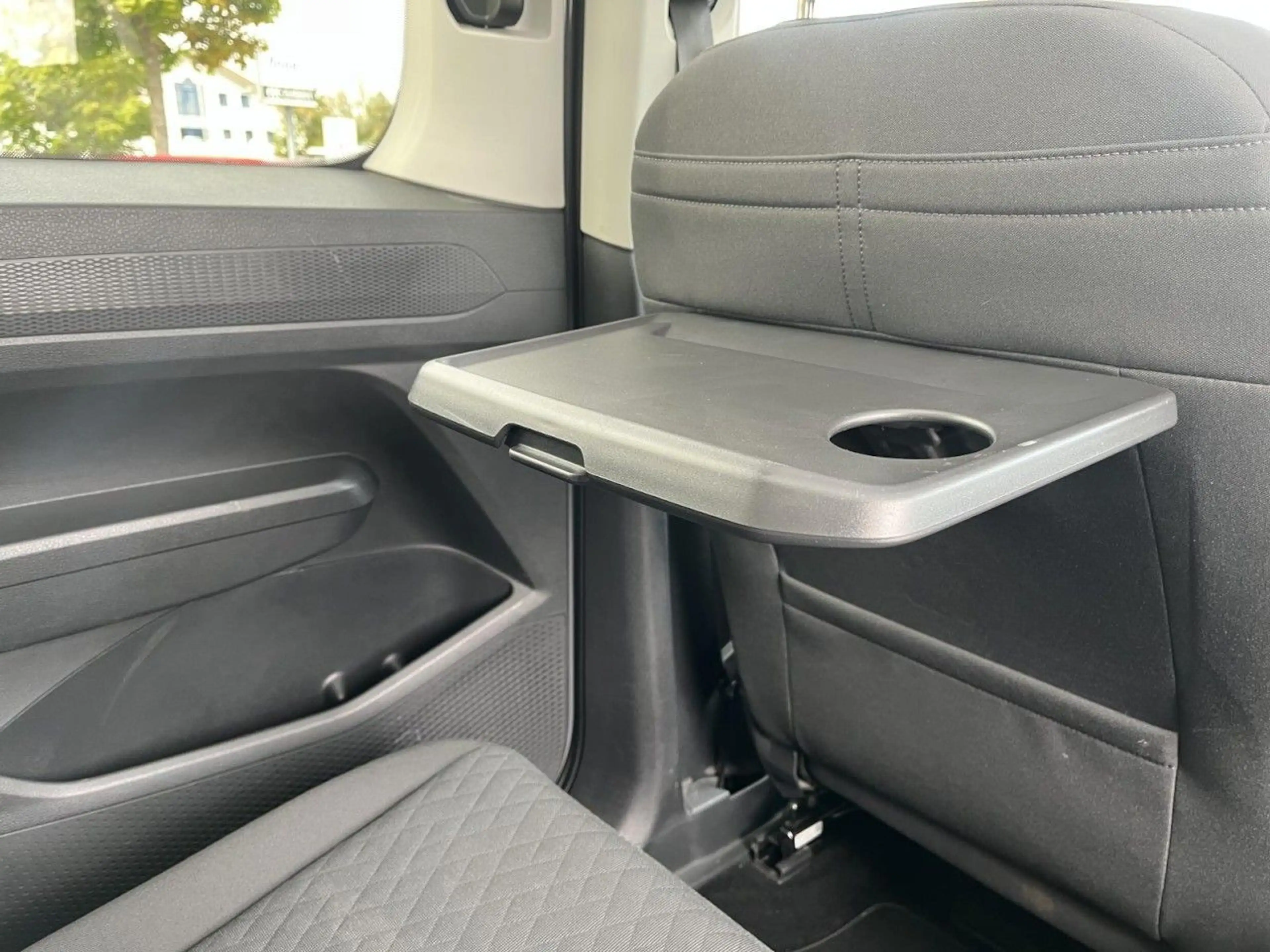 Volkswagen Caddy 2.0 TDI Dark Label DSG (LED+Panorama+PDC) — photo 12