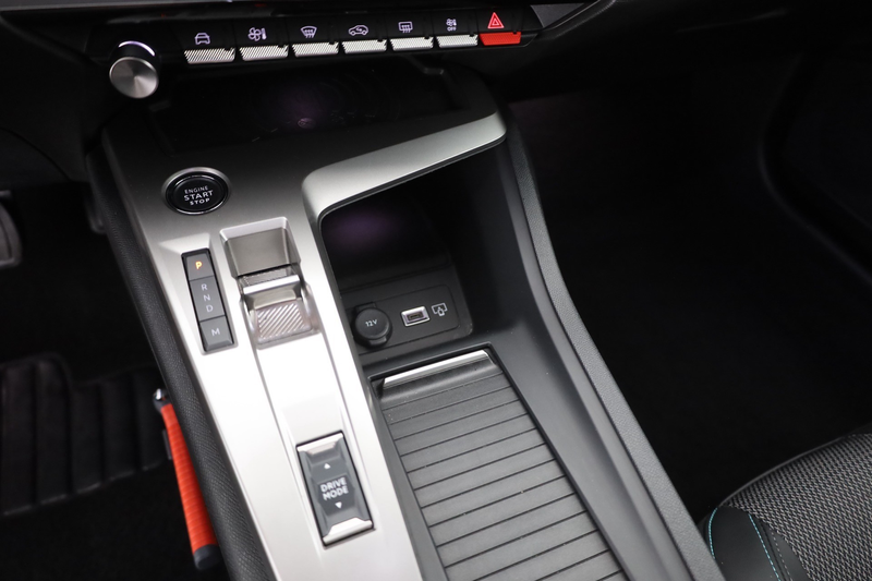 Peugeot 408 1.2 Hybrid 145 Aut. LED ACC Navi — photo 12