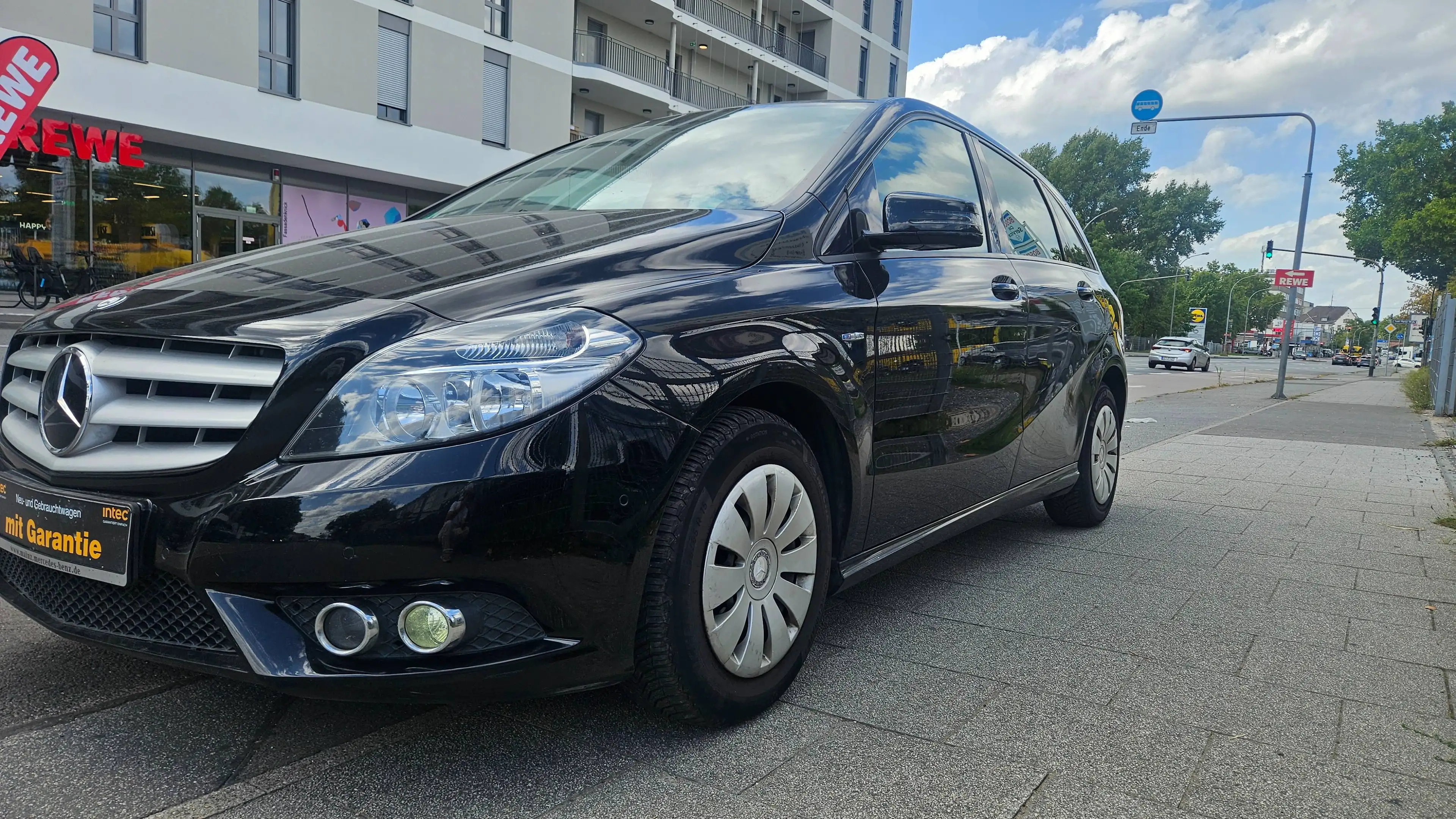 Mercedes-Benz B 180 B-Klasse BlueEFFICIENCY EDITION 1 — photo 3