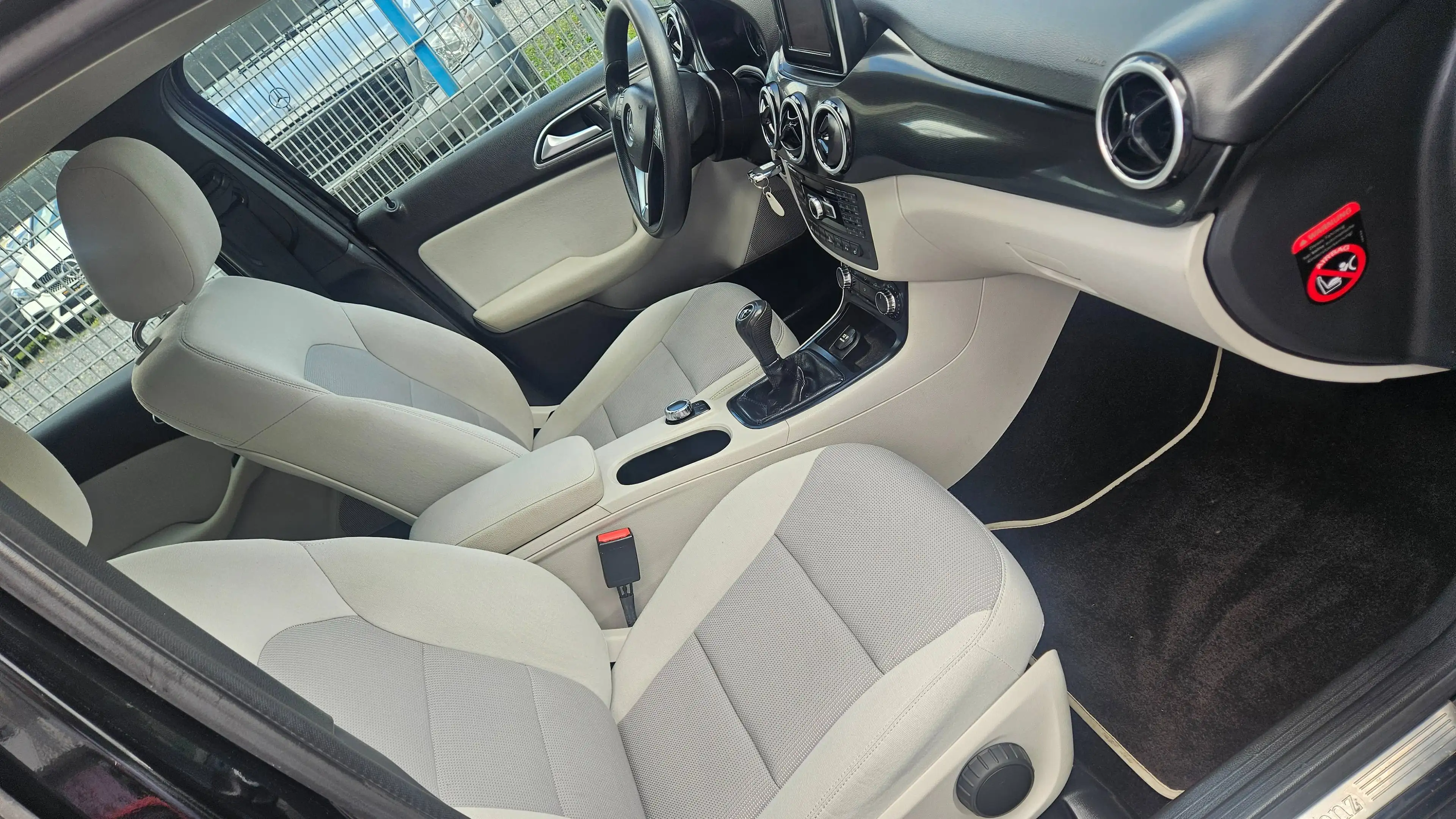 Mercedes-Benz B 180 B-Klasse BlueEFFICIENCY EDITION 1 — photo 12