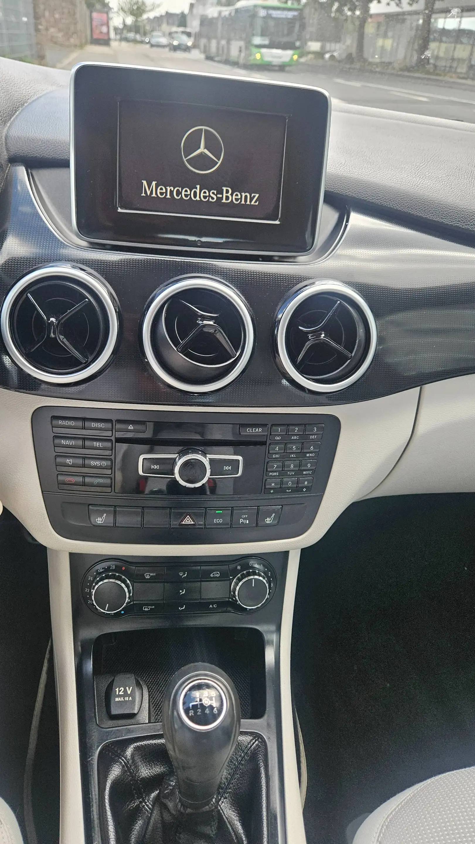 Mercedes-Benz B 180 B-Klasse BlueEFFICIENCY EDITION 1 — photo 18