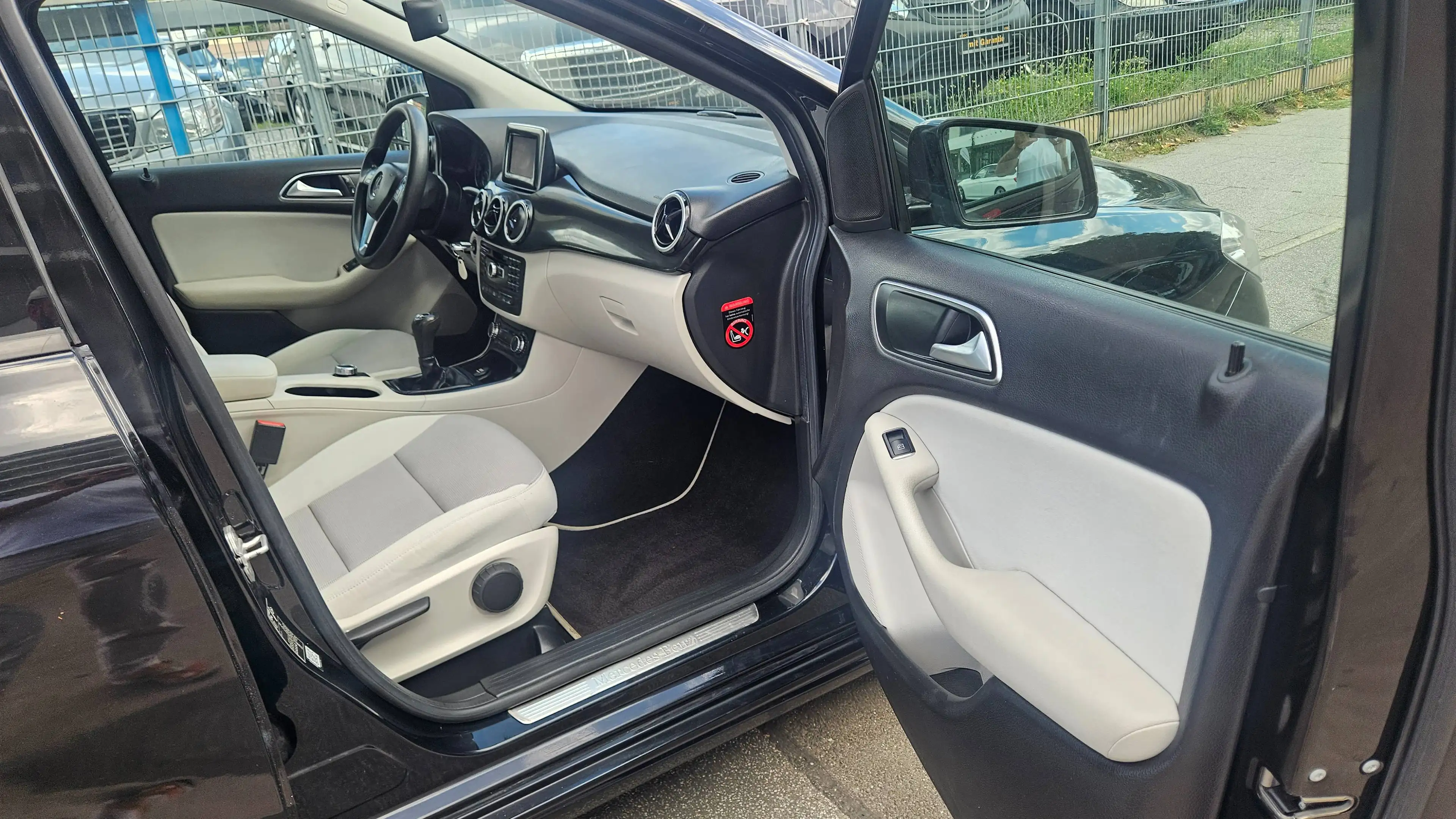 Mercedes-Benz B 180 B-Klasse BlueEFFICIENCY EDITION 1 — photo 13