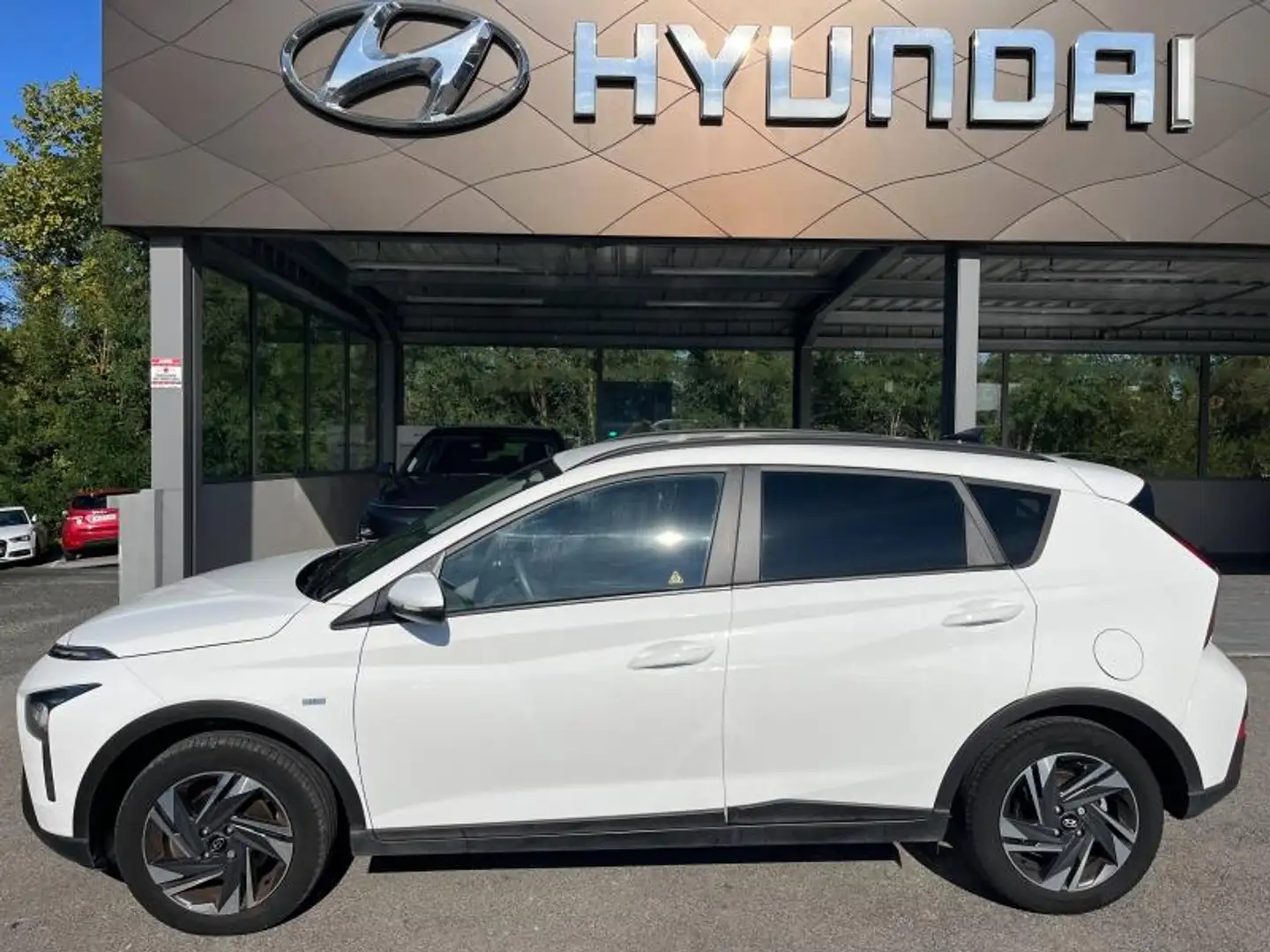 Hyundai BAYON 1.0 T-GDi 100ch Hybrid 48V Intuitive DCT-7 Blanc - 2