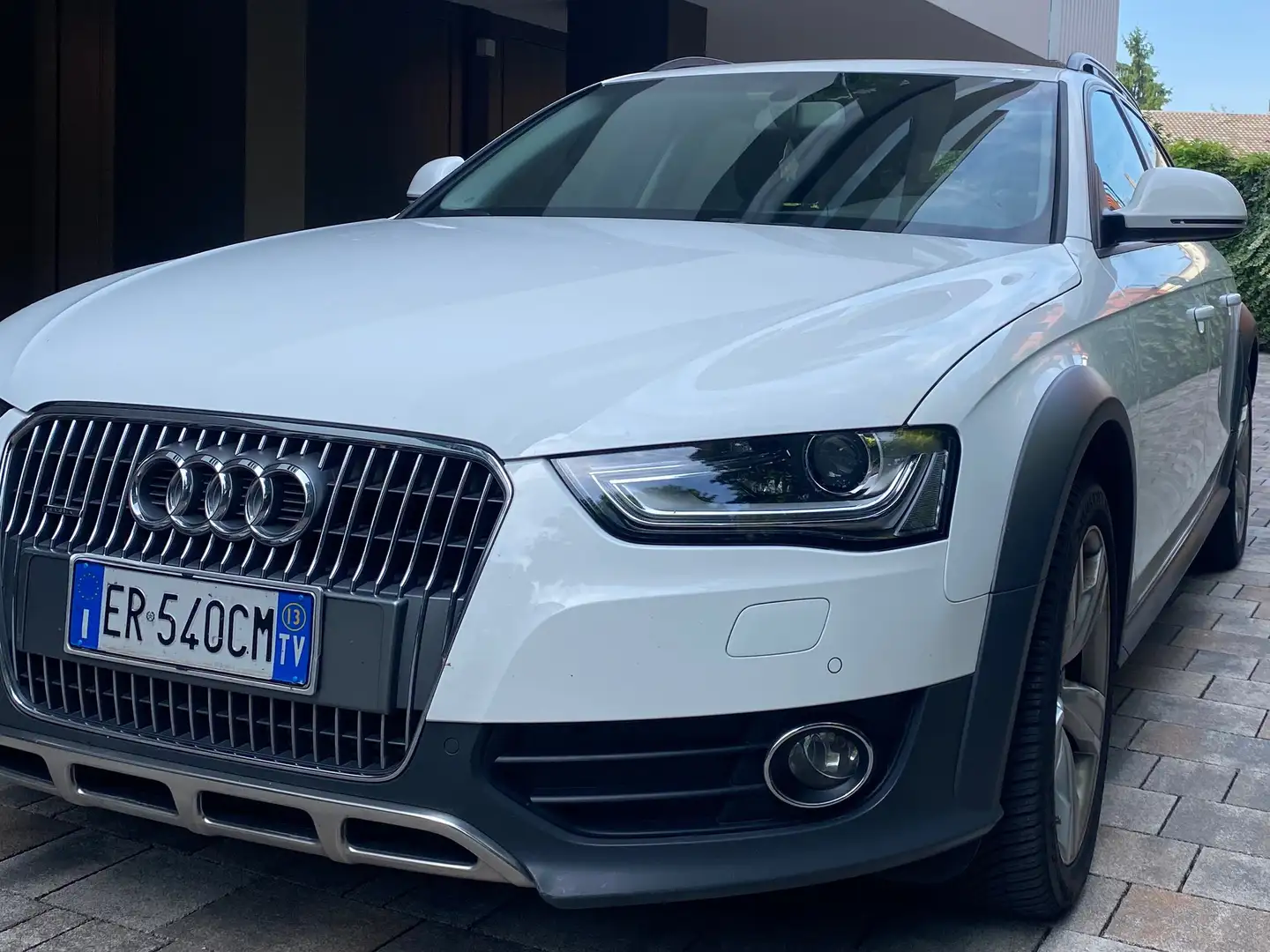 Audi A4 allroad Blanc - 1