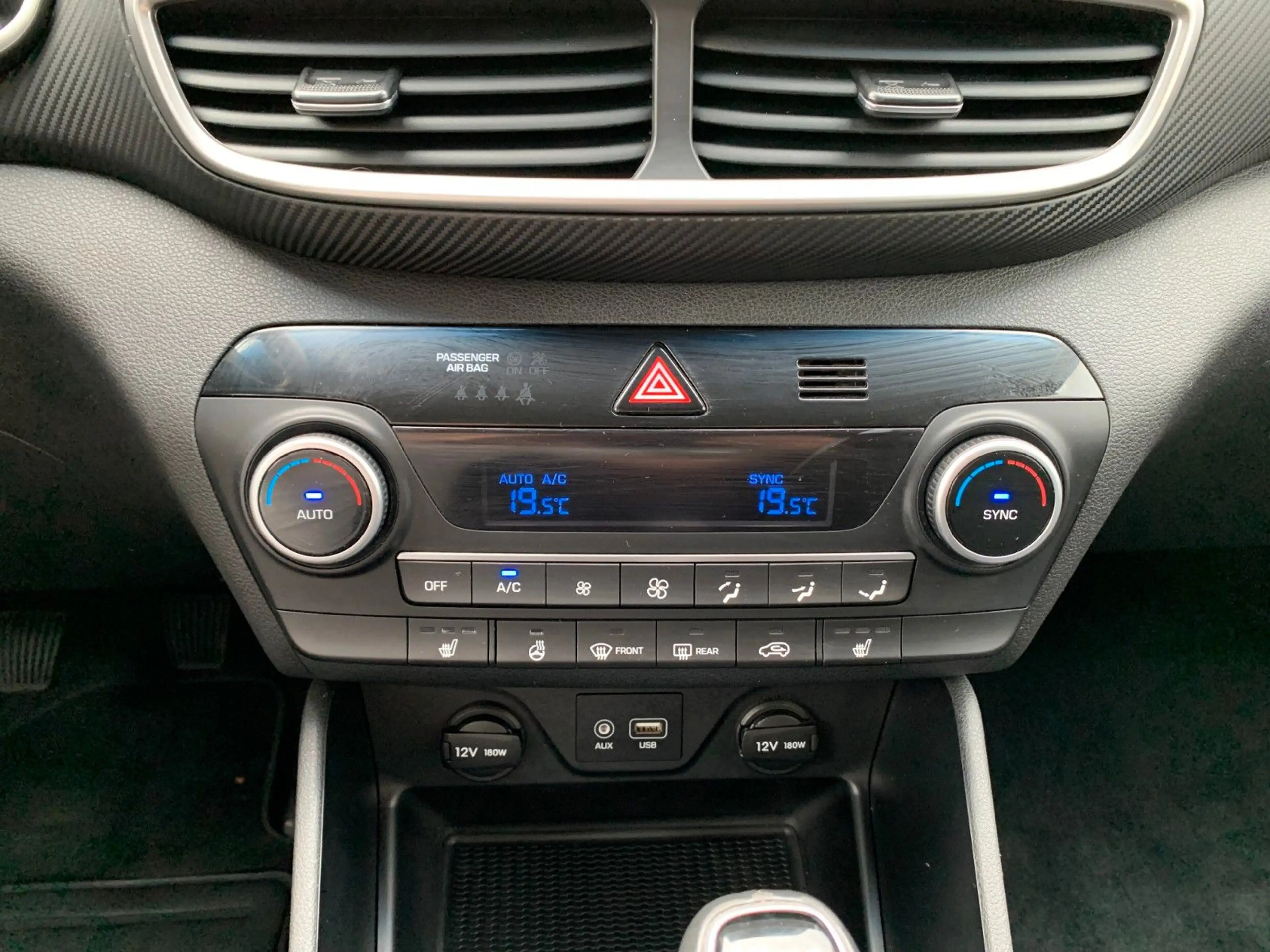 Hyundai TUCSON 1.6T-GDI 2WD AHK+Navi+Sitz-Lenkhzg+Kamera — photo 14