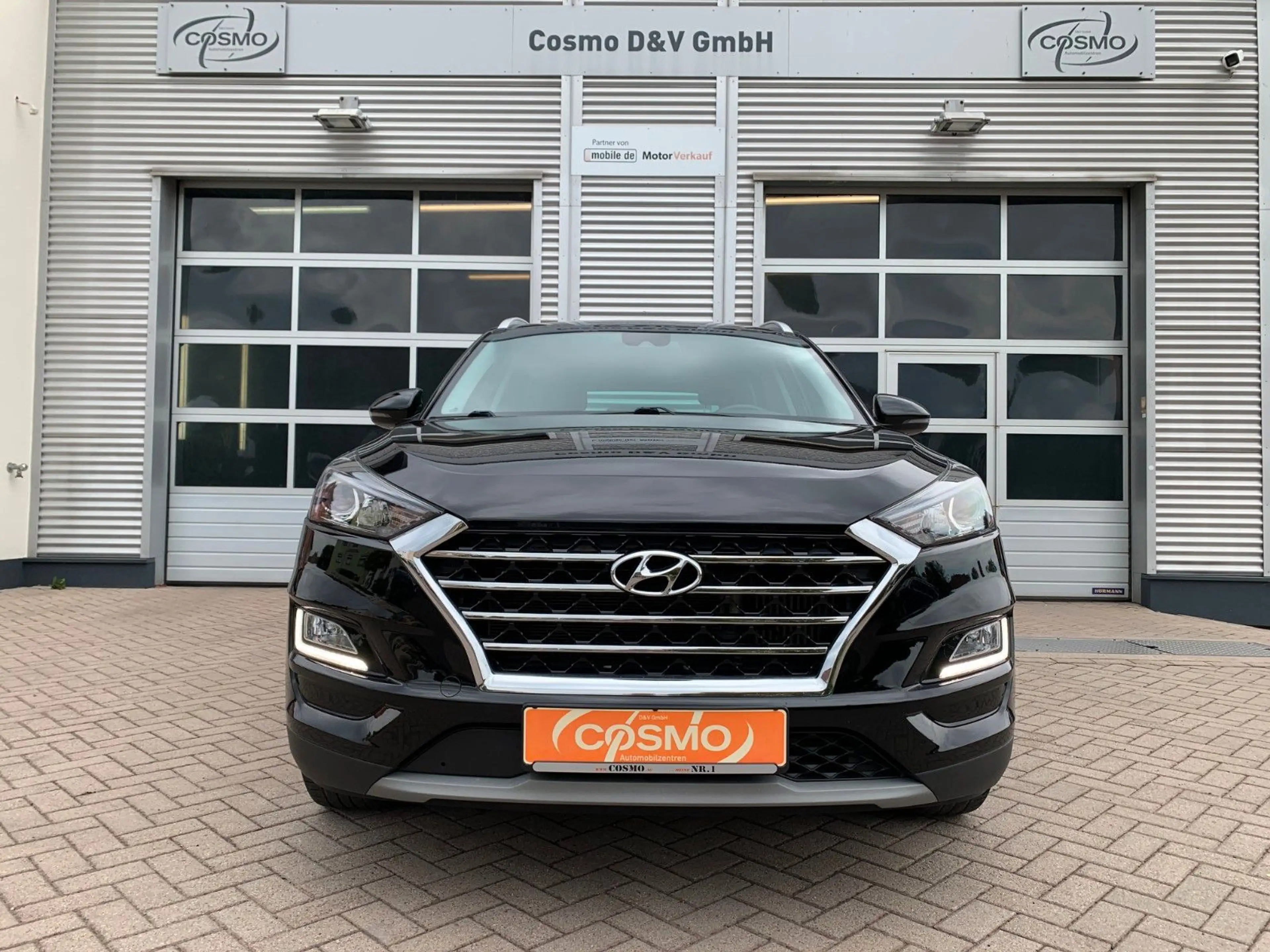 Hyundai TUCSON 1.6T-GDI 2WD AHK+Navi+Sitz-Lenkhzg+Kamera — photo 2