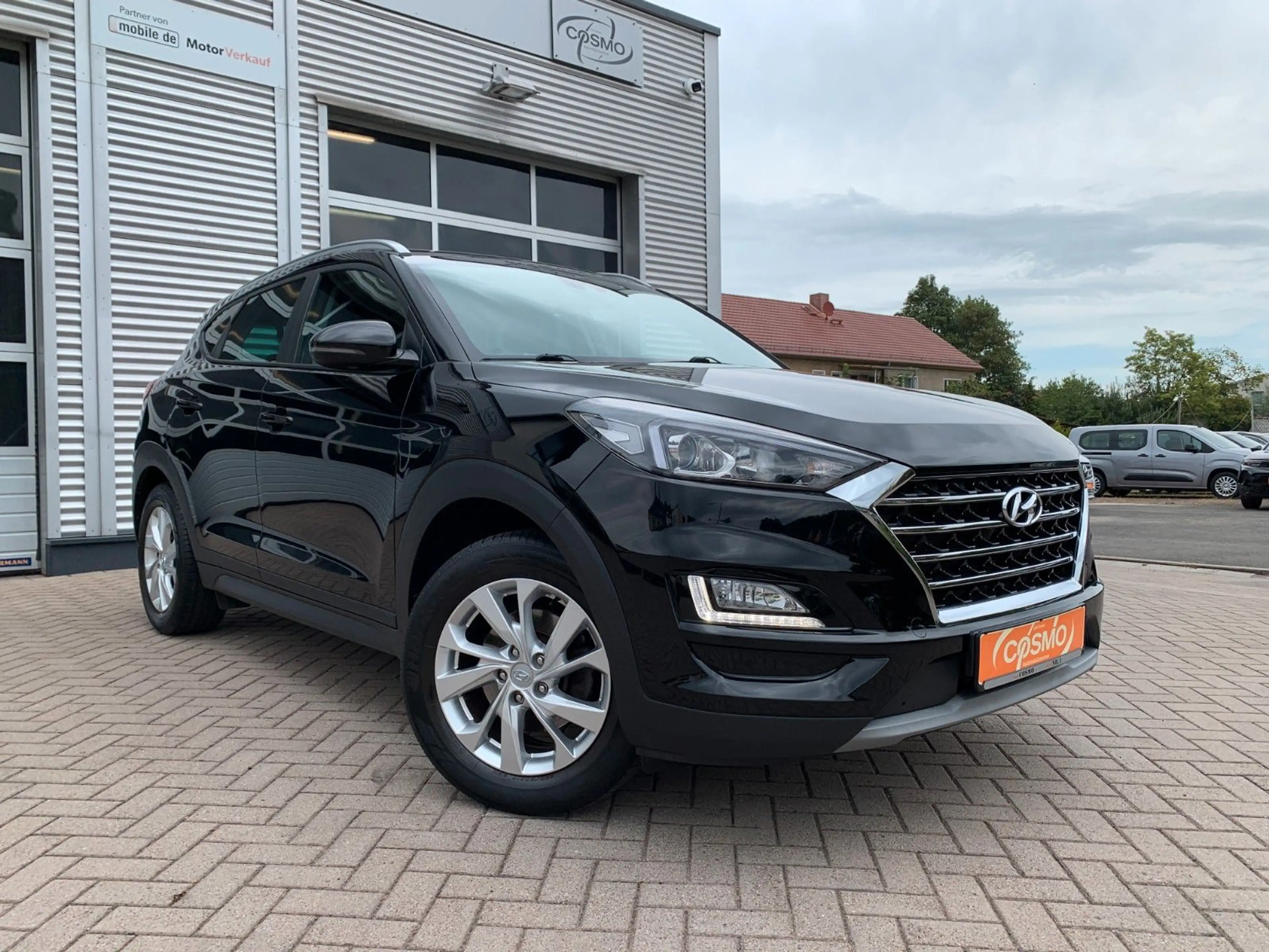 Hyundai TUCSON 1.6T-GDI 2WD AHK+Navi+Sitz-Lenkhzg+Kamera — photo 3