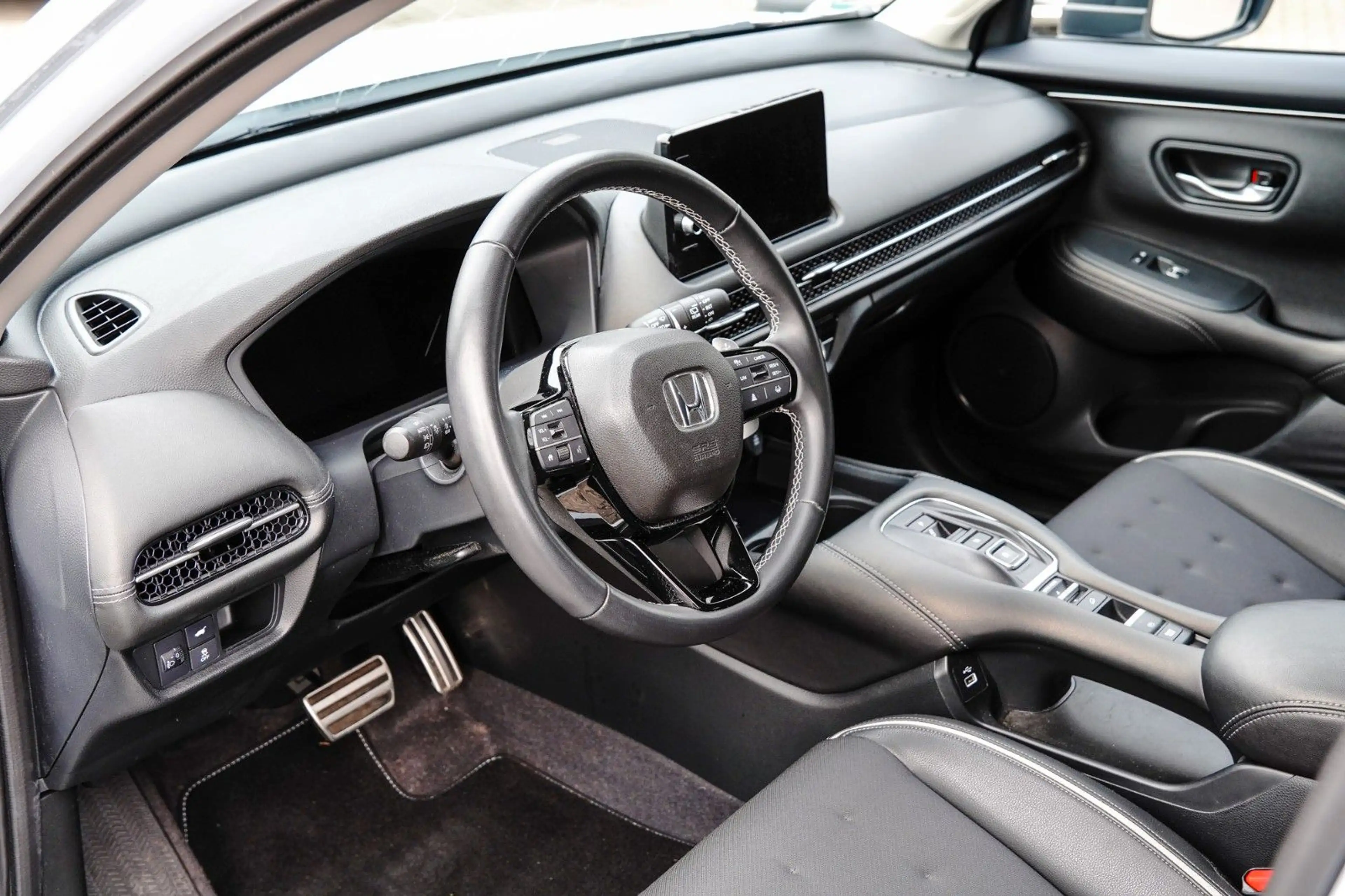 Honda ZR-V e:HEV Sport mit AHK — photo 14