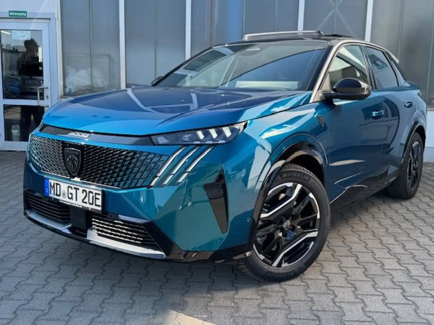 Peugeot 3008 Elektro 210 GT Blau - 1