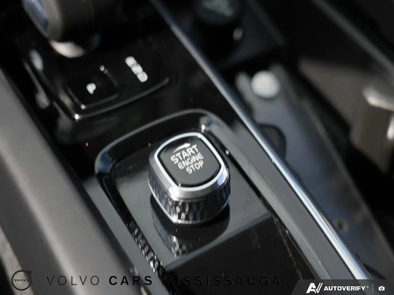 Volvo XC60 снимка Volvo XC60