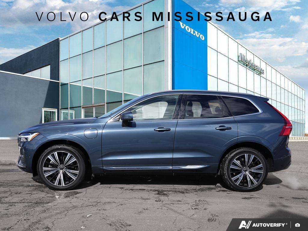 2023 Volvo XC60 Plus Bright PHEV Harmon Kardon Premium Sound Syste alt 3