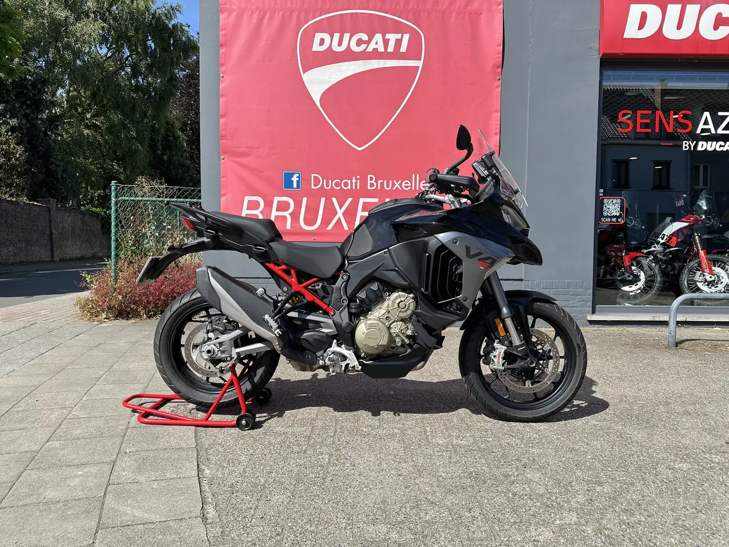 Ducati Multistrada V4 S Radar | "TVA Déductible" Zwart - 1