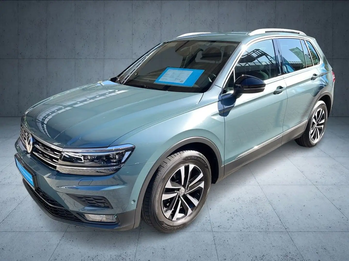 Volkswagen Tiguan 2.0 TDI IQ.Drive Navi LED AHK Azul - 2