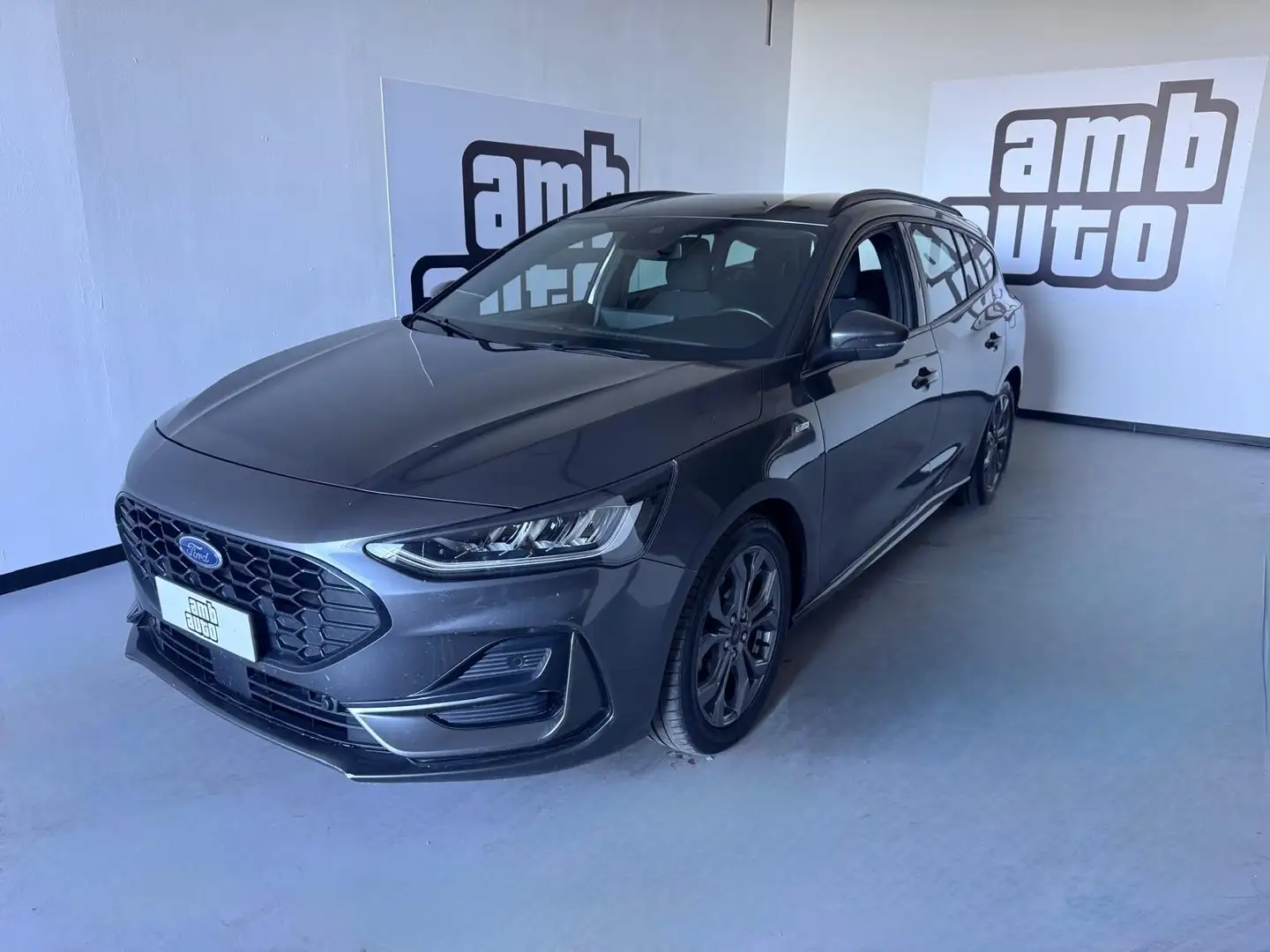Ford Focus Focus SW 1.5 ecoblue ST-Line 115cv auto Grigio - 1