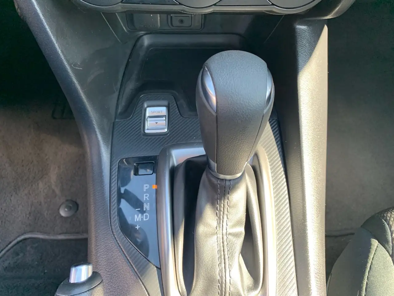 Mazda 3 снимка Mazda 3