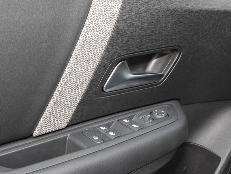Citroen C4 PureTech 130 Max +L/SHZ+NAVI+PDC+RFK++ — photo 5