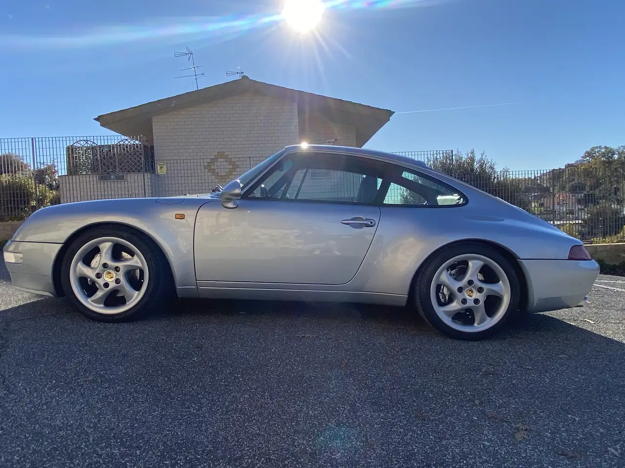 Porsche 993 911 Coupe 3.6 Carrera 4, foto 2