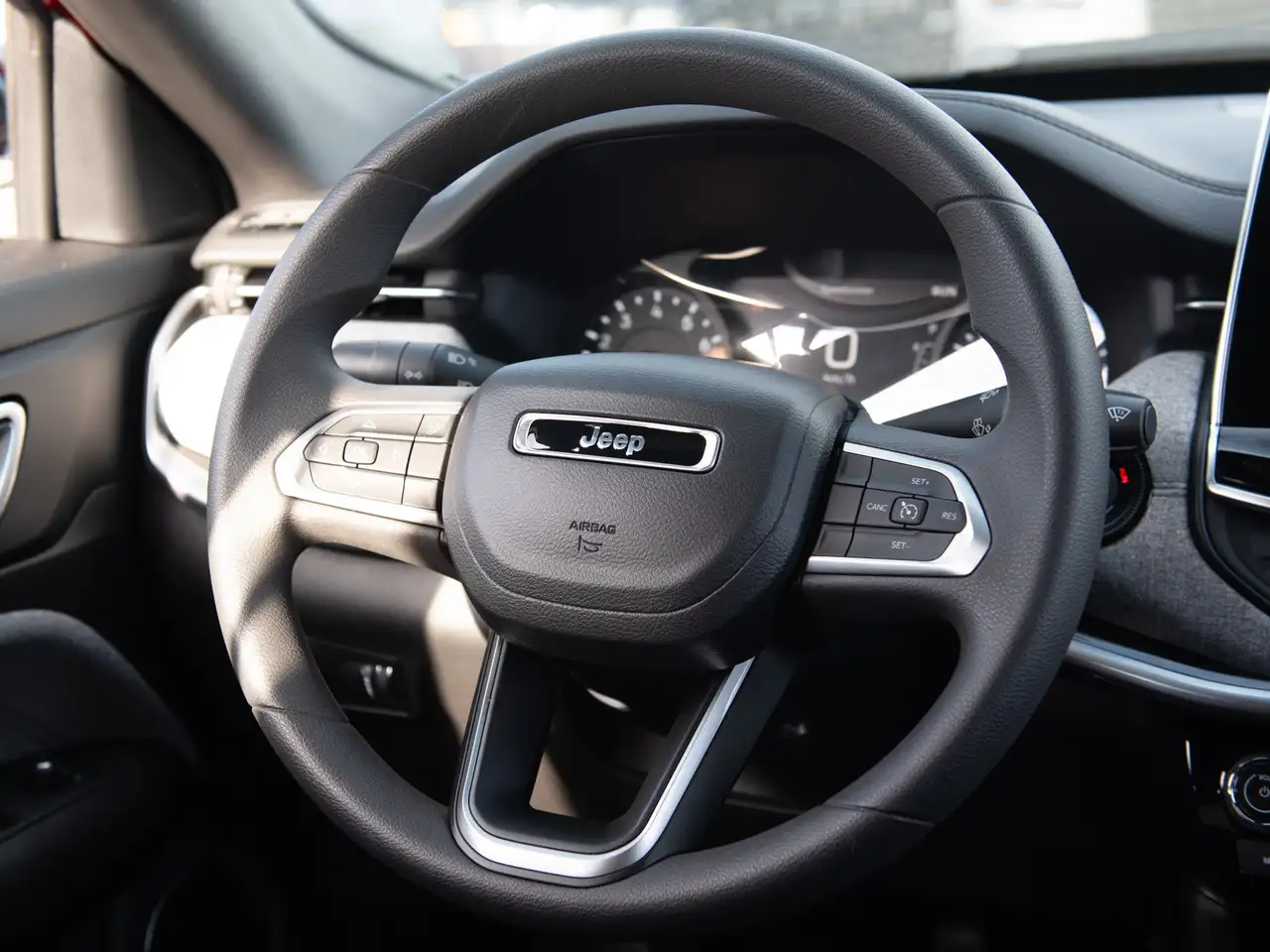 Jeep Compass снимка Jeep Compass