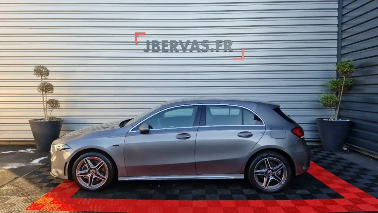 Mercedes-Benz A 250