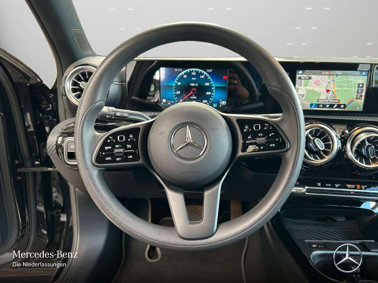 Mercedes-Benz A 220