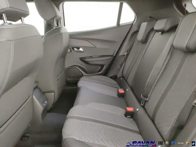 Peugeot 2008 view 15