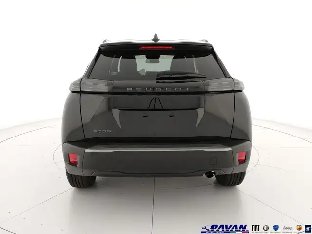 Peugeot 2008 view 4