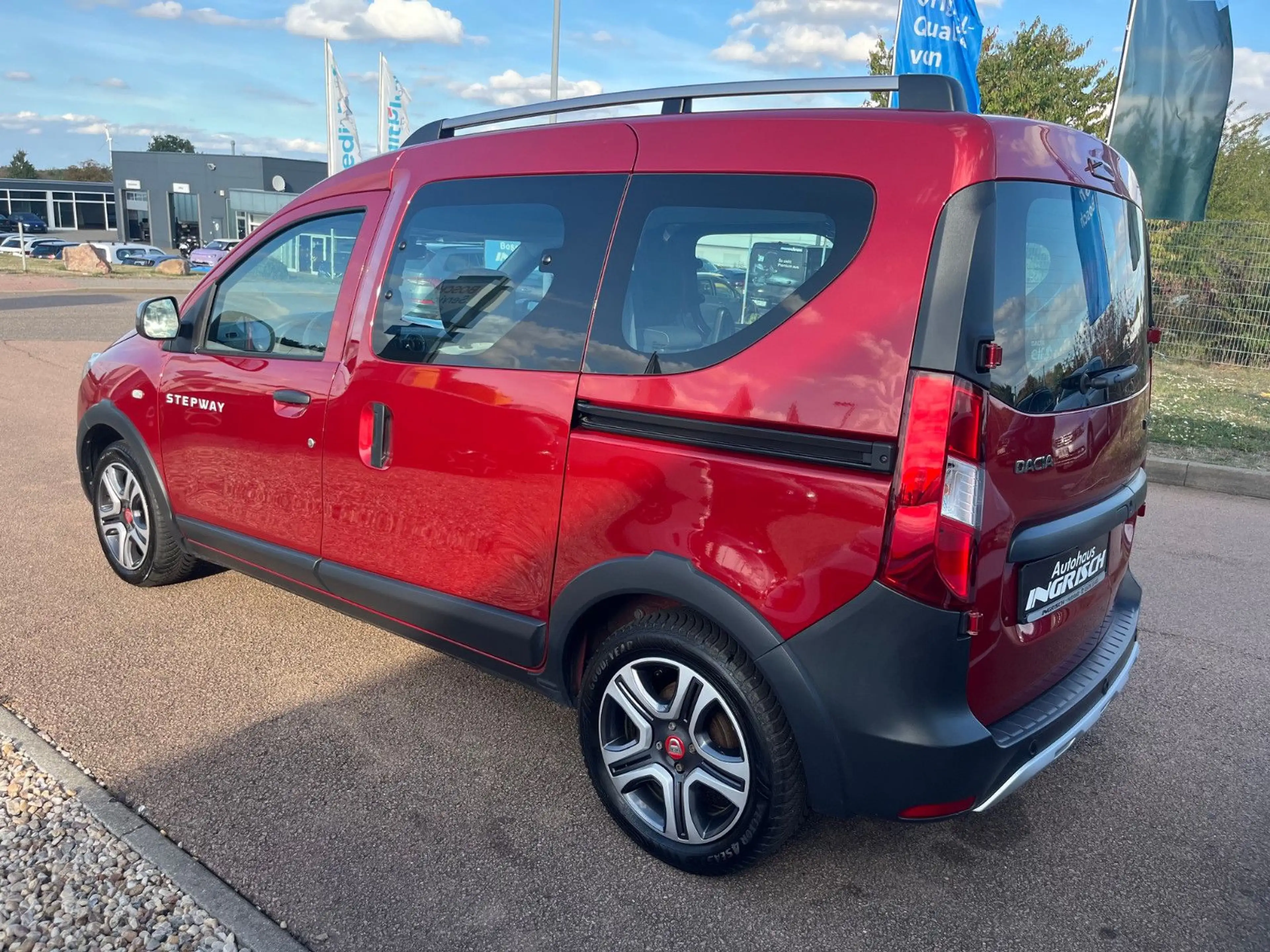 Dacia Dokker Stepway Plus — photo 6