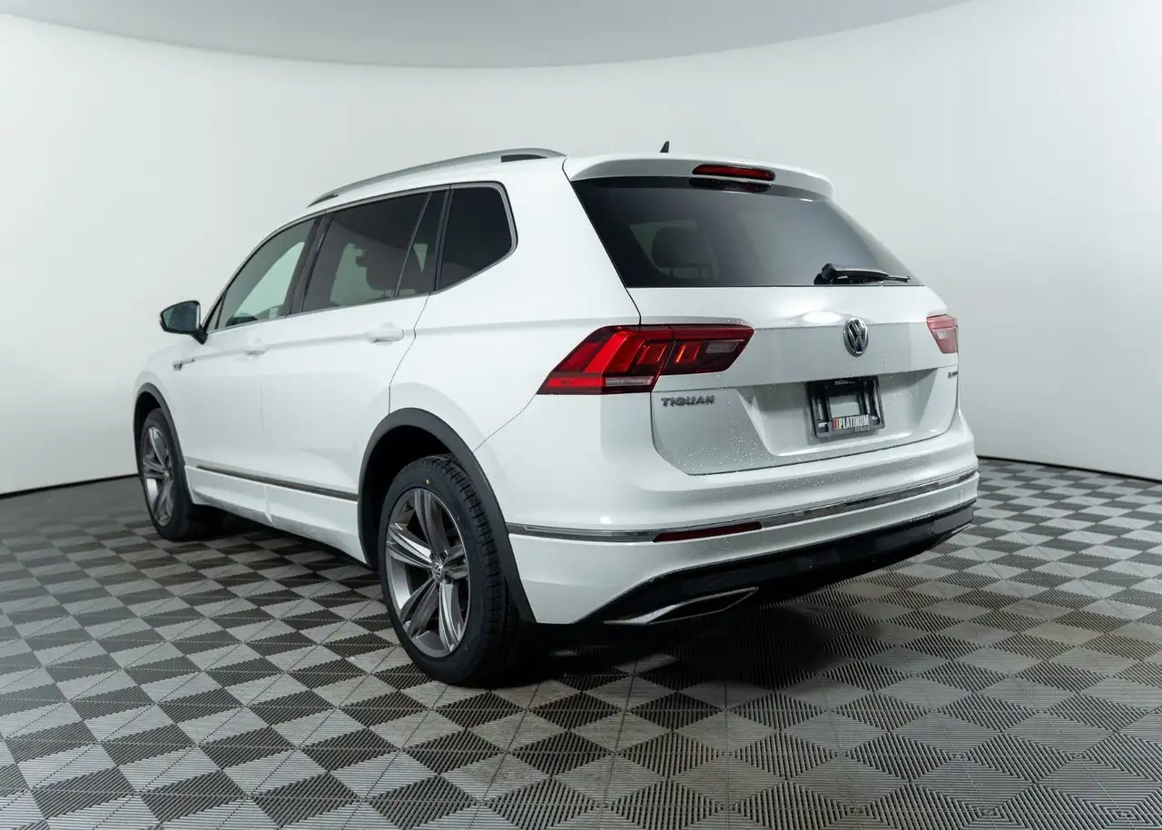 Volkswagen Tiguan снимка Volkswagen Tiguan