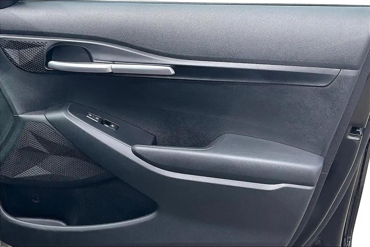 Kia Seltos снимка Kia Seltos