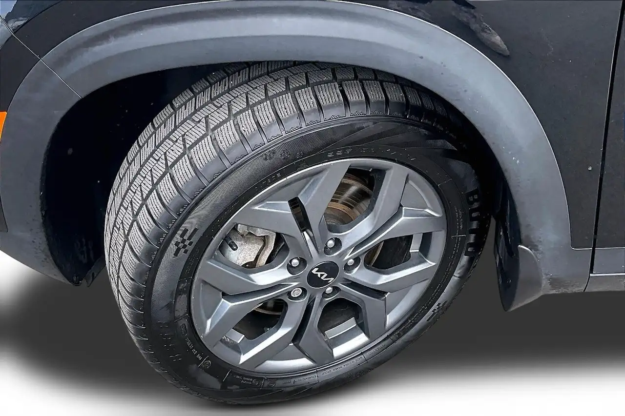 Kia Seltos снимка Kia Seltos