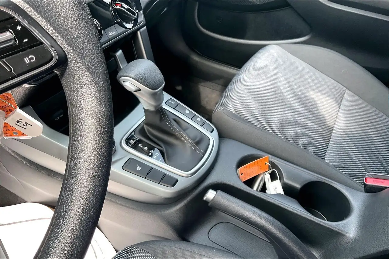 Kia Seltos снимка Kia Seltos