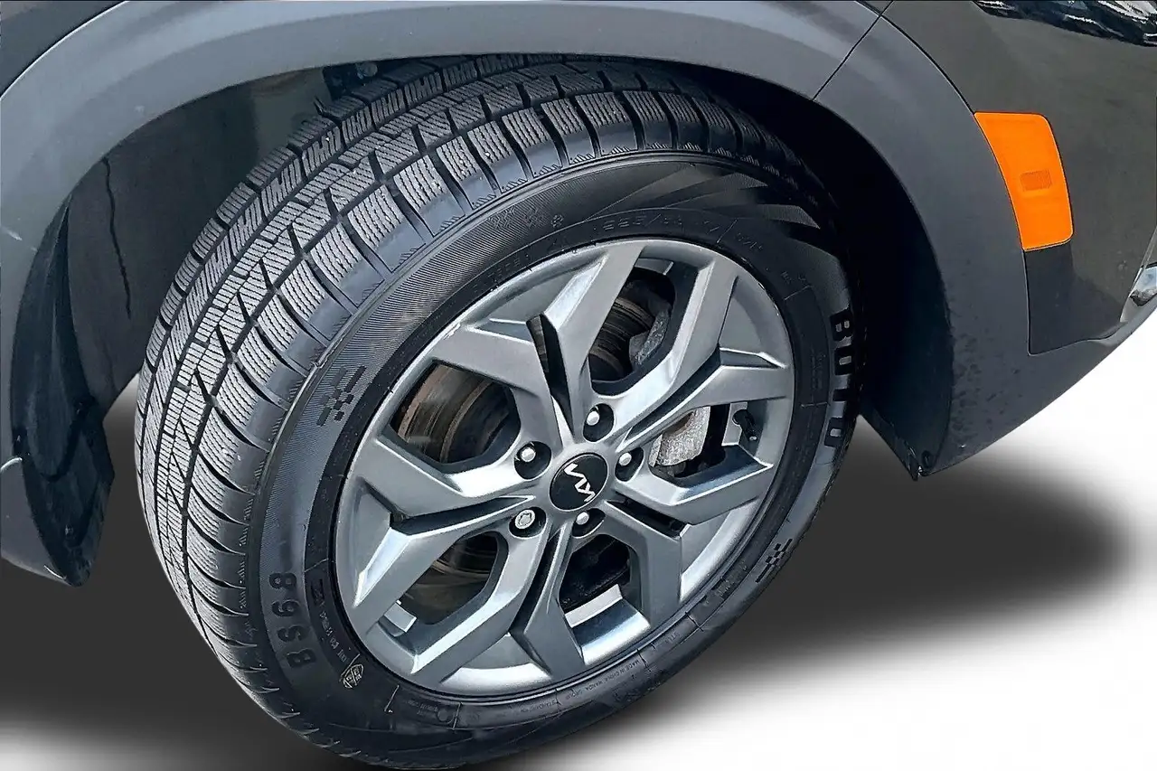 Kia Seltos снимка Kia Seltos
