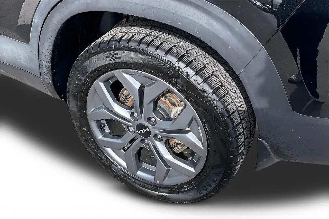 Kia Seltos снимка Kia Seltos