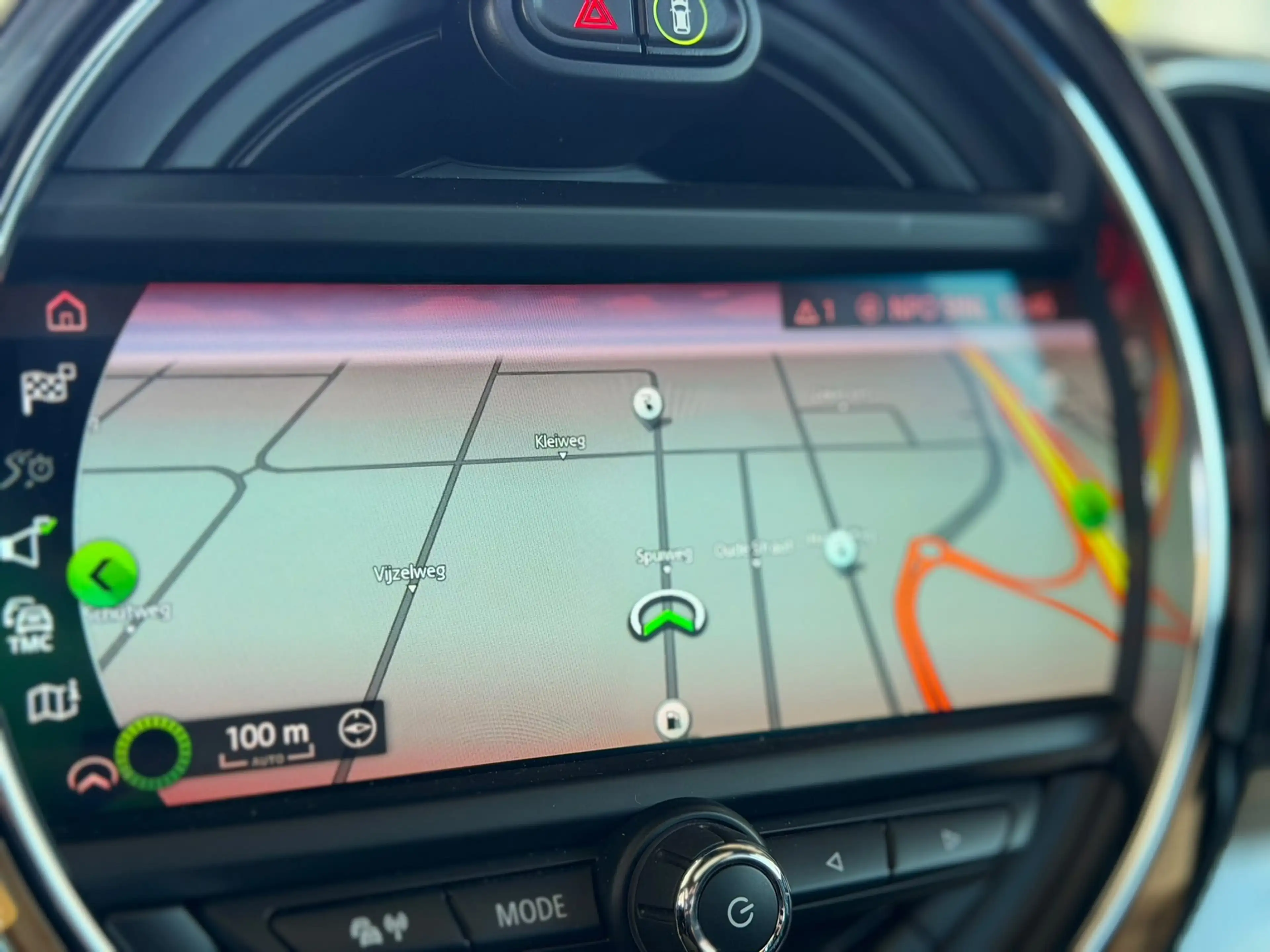 MINI Cooper SE Countryman 1.5 ALL4 Chili (Dealer OndH, Panorama, Head-up, Ca — photo 9
