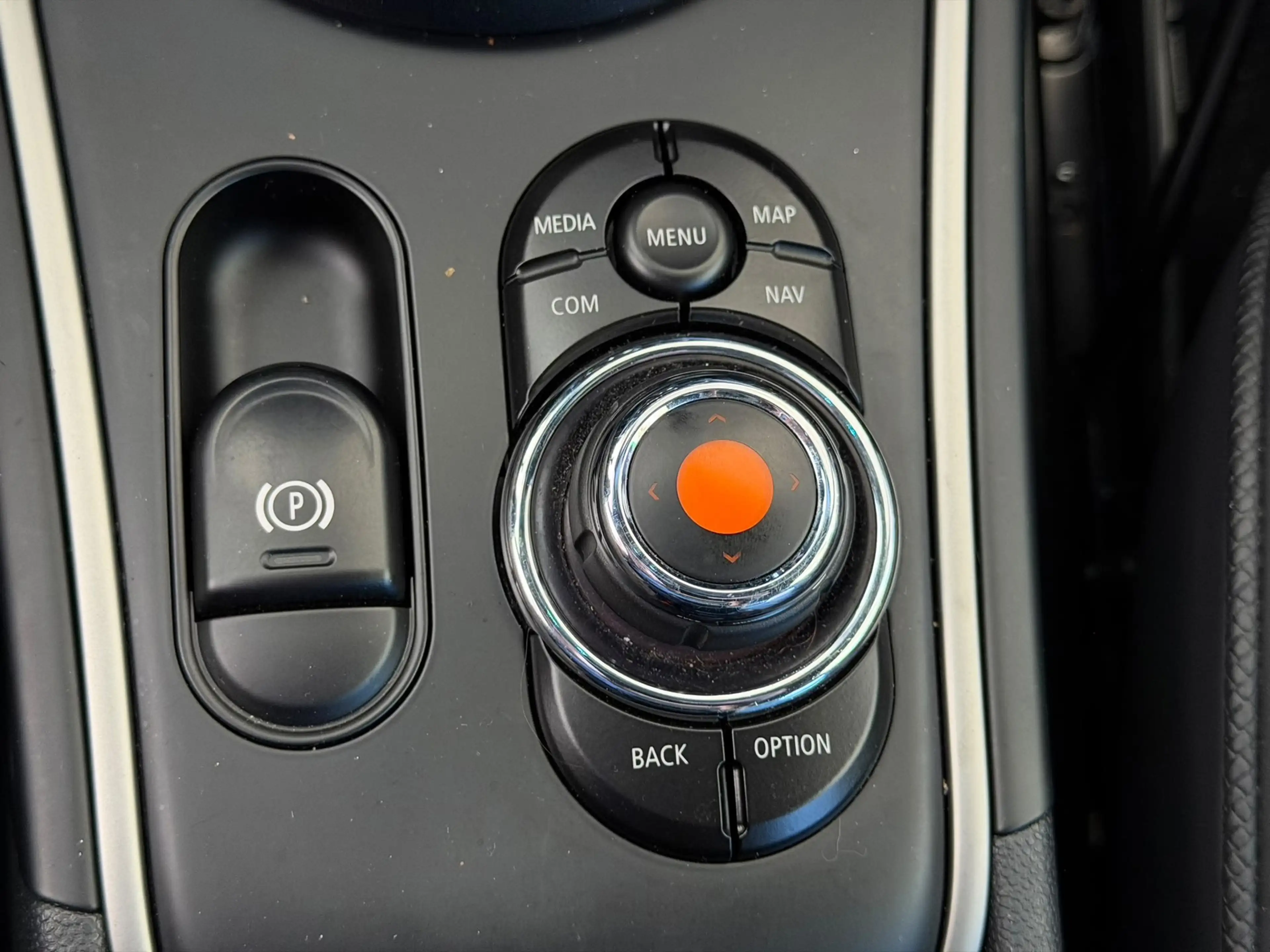 MINI Cooper SE Countryman 1.5 ALL4 Chili (Dealer OndH, Panorama, Head-up, Ca — photo 28