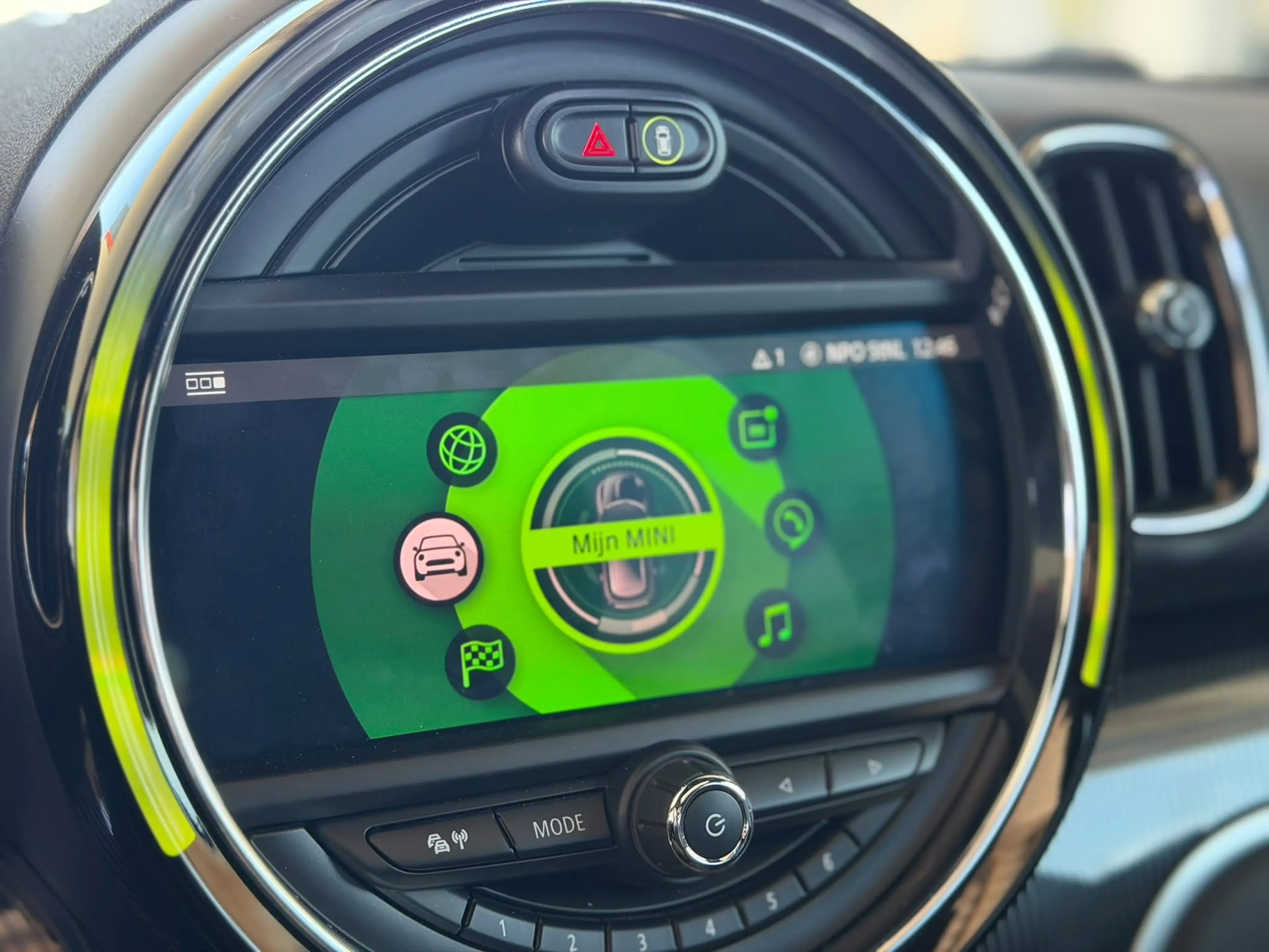 MINI Cooper SE Countryman 1.5 ALL4 Chili (Dealer OndH, Panorama, Head-up, Ca — photo 10