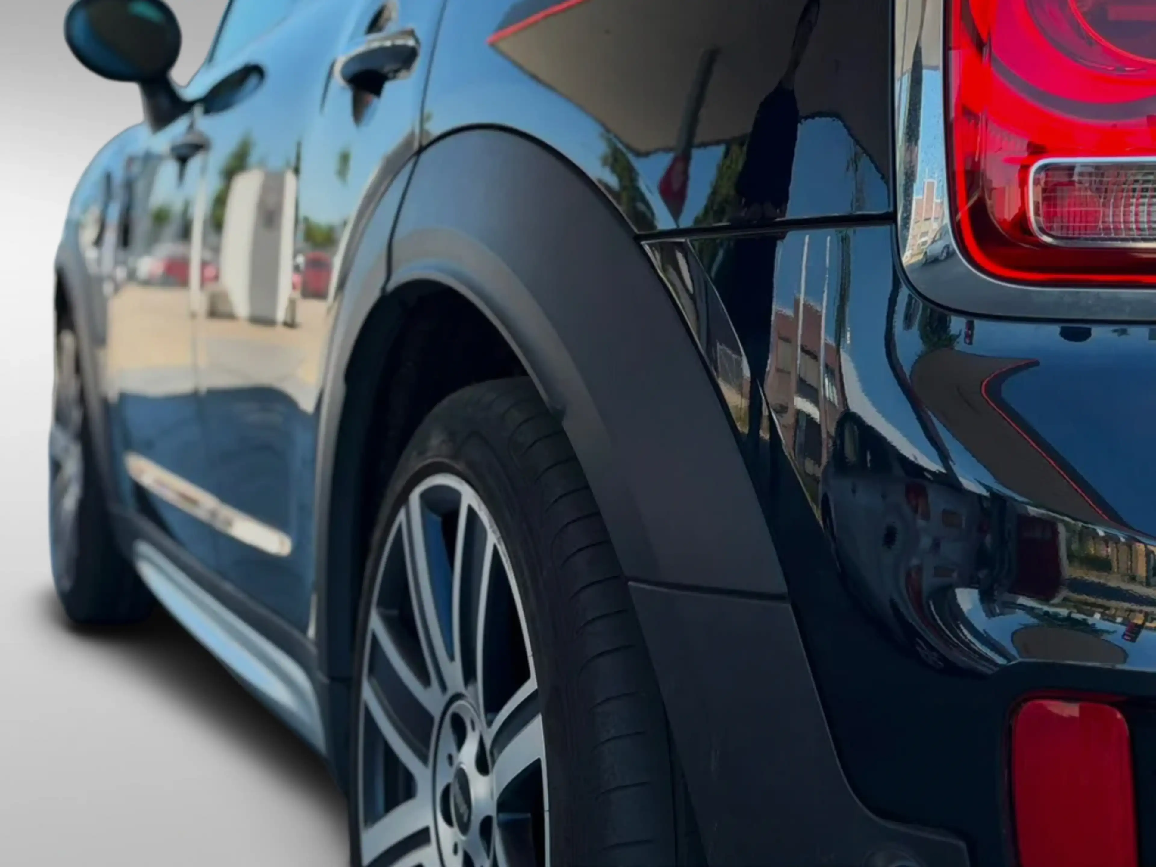 MINI Cooper SE Countryman 1.5 ALL4 Chili (Dealer OndH, Panorama, Head-up, Ca — photo 23
