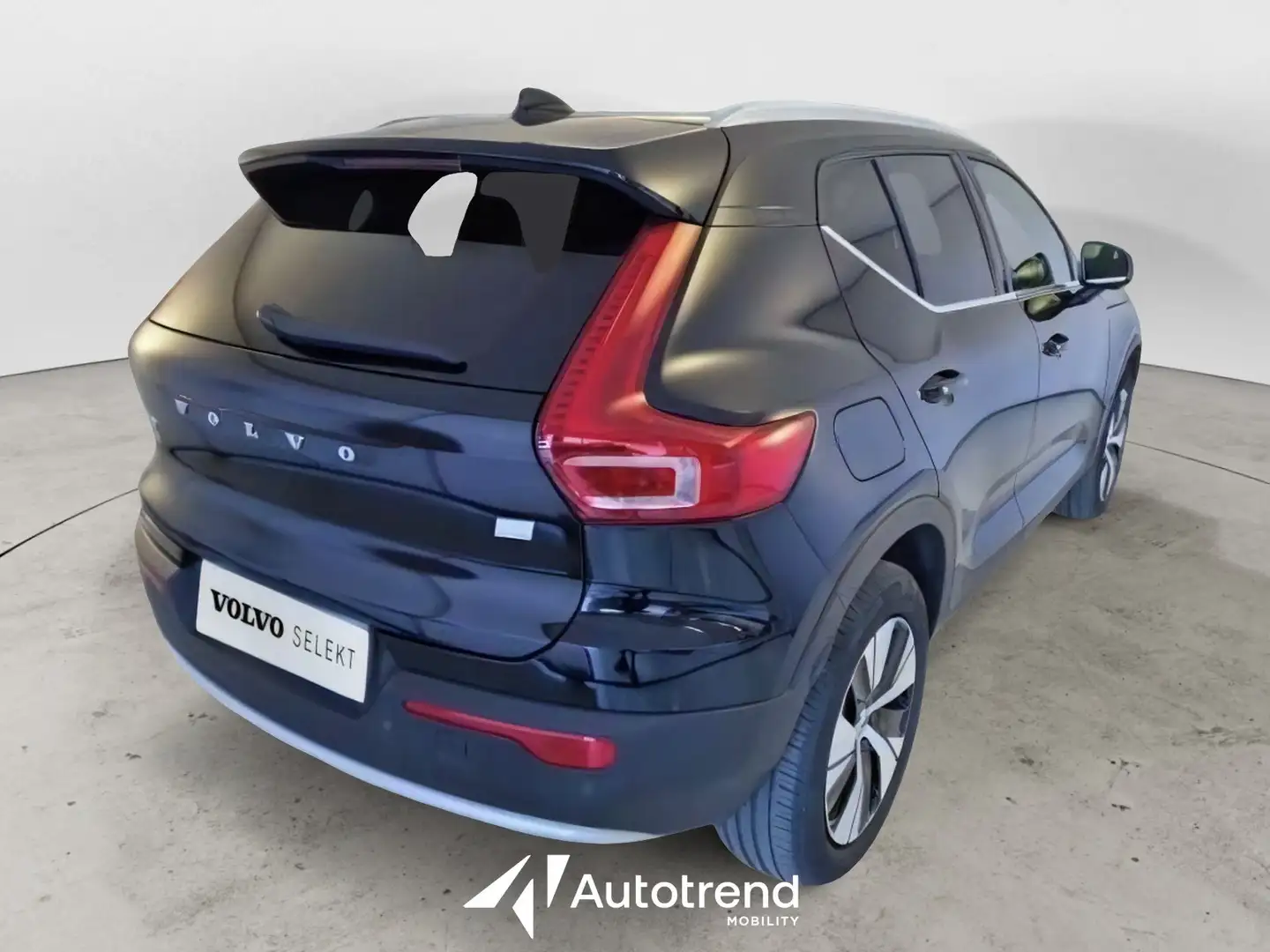 Volvo XC40 T4 129+82 CV Recharge Plug-in Hybrid Automatico C Noir - 2