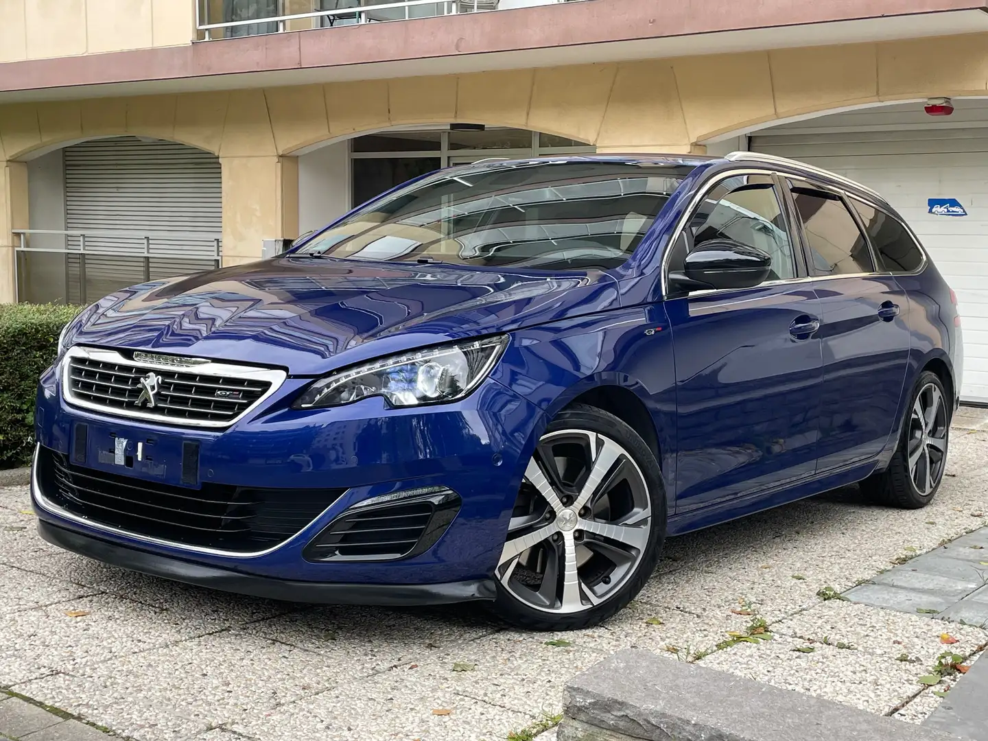 Peugeot 308 308 SW 1.6 THP GT STT Bleu - 1