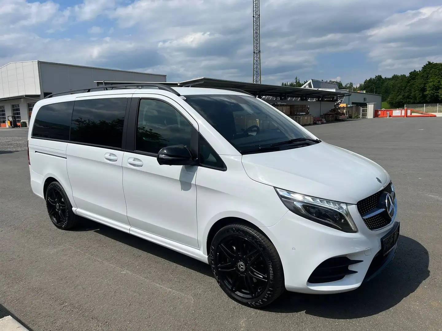 Mercedes-Benz V 300 d 4MATIC AVANTGARDE EDITION Lang+AHK+Pano Blanco - 2