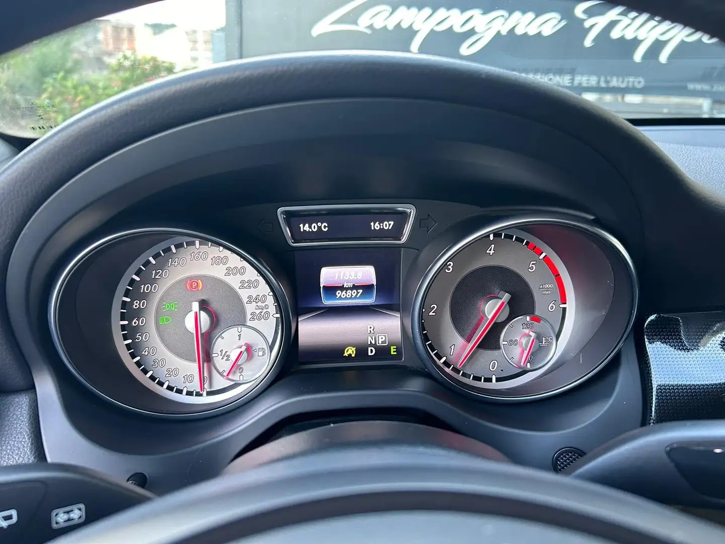 Mercedes-Benz CLA 200 CLA Shooting Brake 200 d Executive auto FL Nero - 2