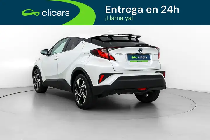 Toyota C-HR 2022, foto 9