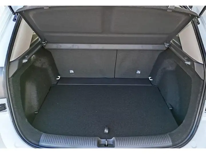 MG ZS 2025, foto 19
