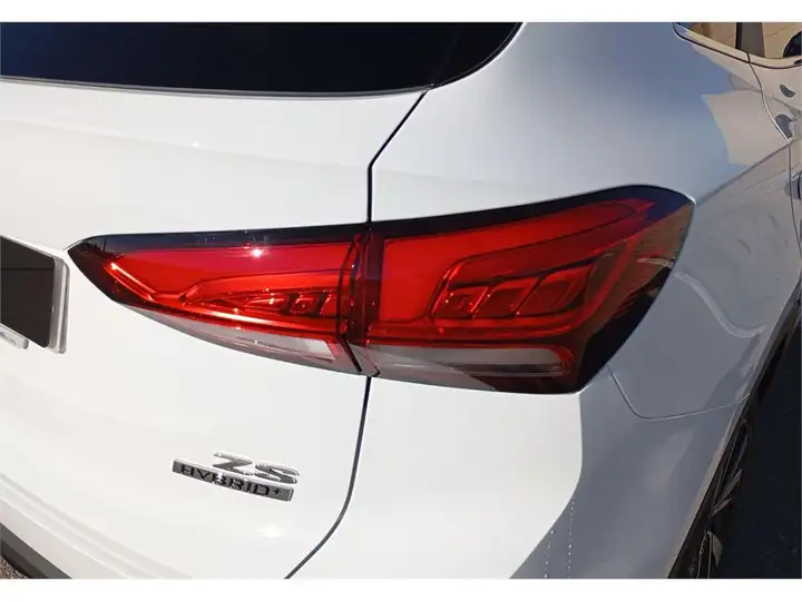 MG ZS 2025, foto 18