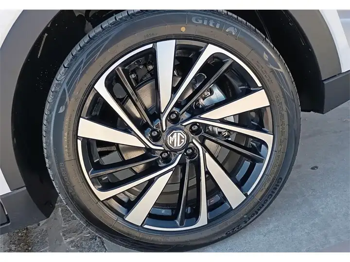 MG ZS 2025, foto 21